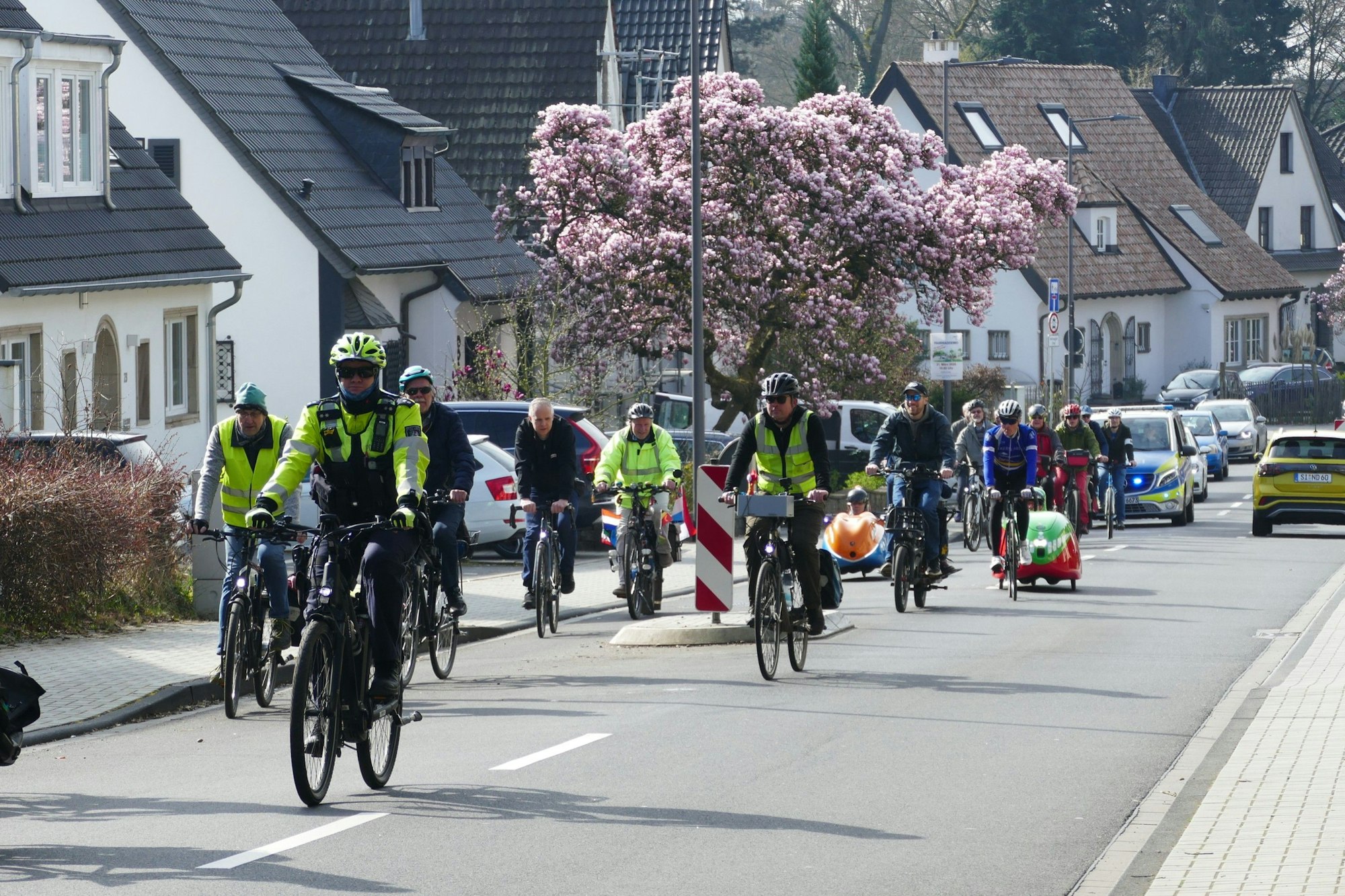 70 Personen nahmen an der Fahrraddemo des AFDC teil.