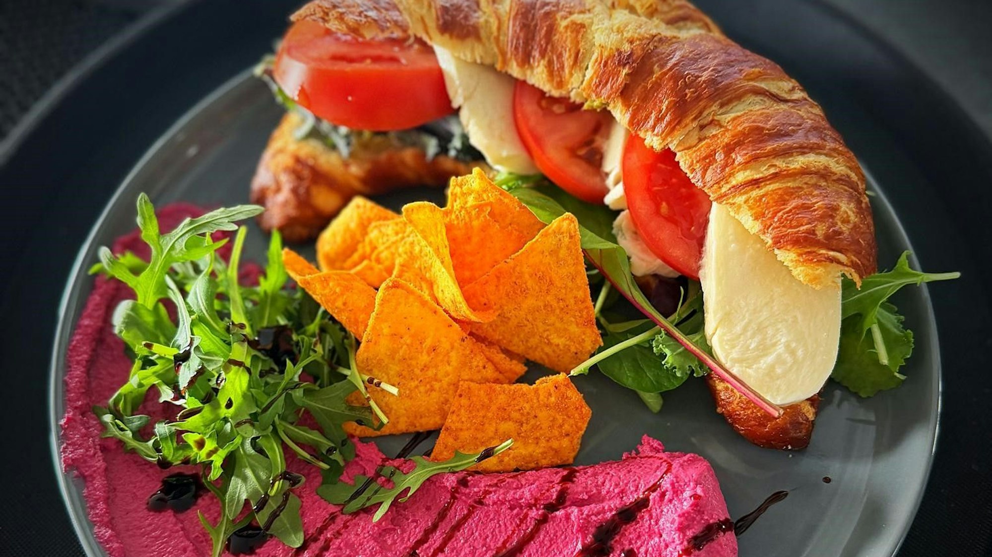 Genussmomente und eine erholsame Auszeit vom Alltag verspricht das CU8E in Hersel.