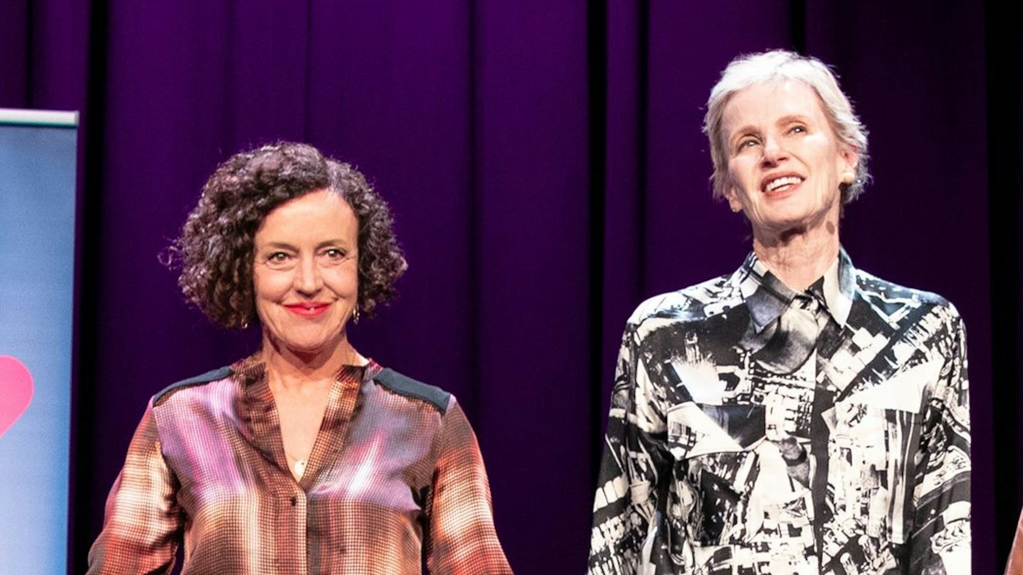 Siri Hustvedt (r.) auf der lit.Cologne. mit Maria Schrader.