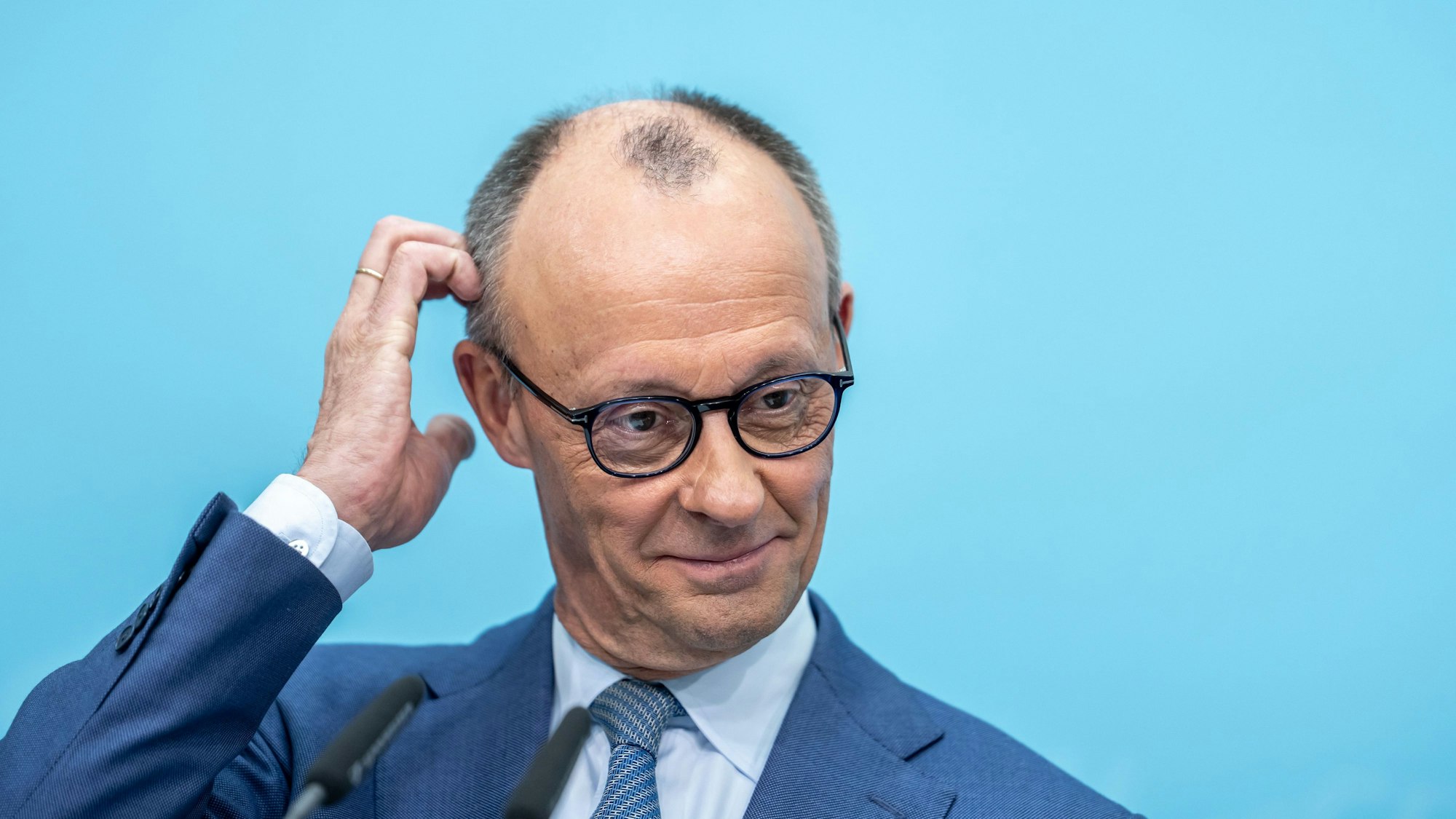 Bundeskanzler Friedrich Merz (CDU) bei einer Pressekonferenz am Montag.