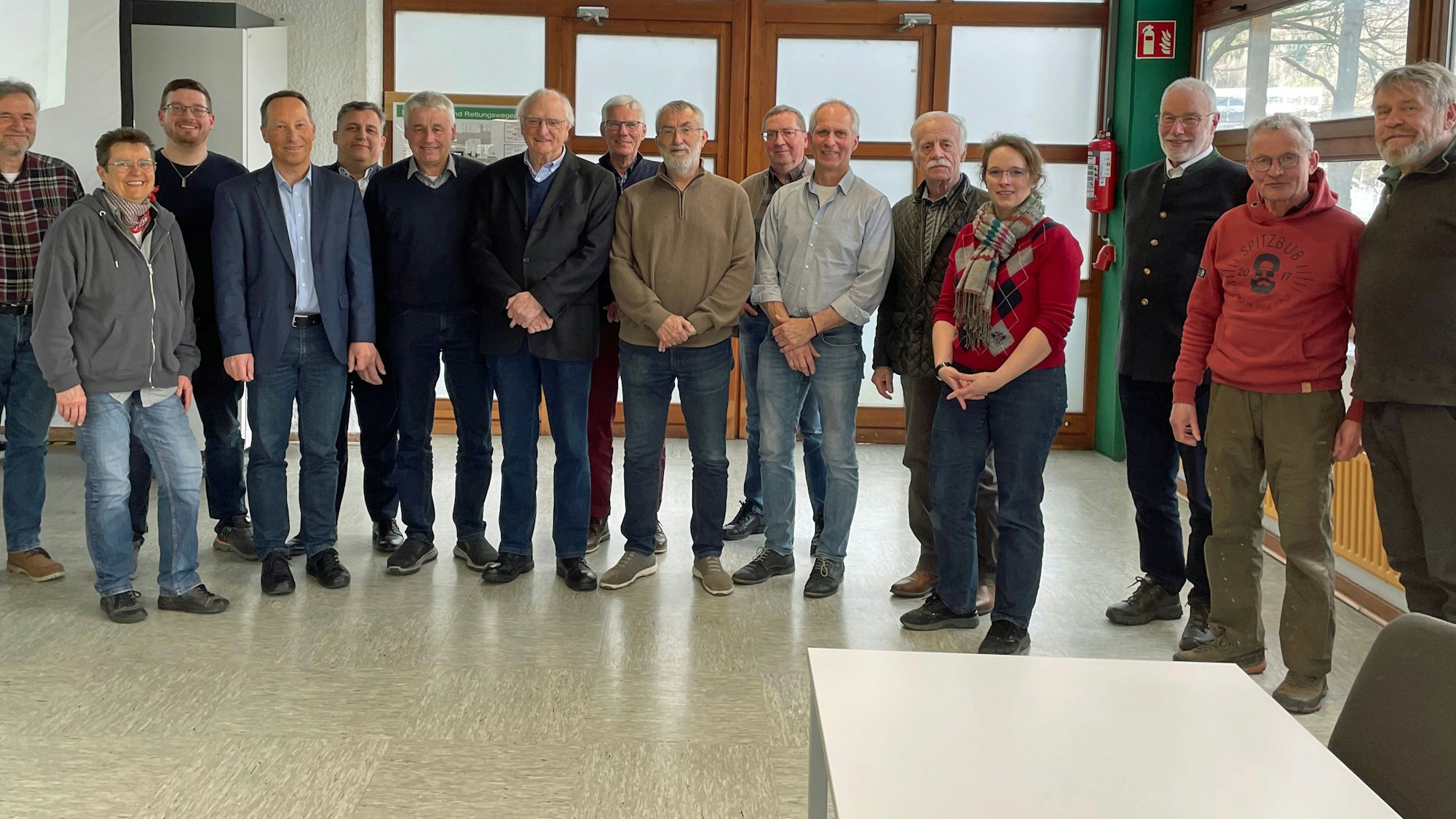 Ein letztes Mal in alter Besetzung und mit Heinz Kowalski (7.v.l.) an der Spitze, kam der oberbergische Naturschutzbeirat kürzlich zusammen.