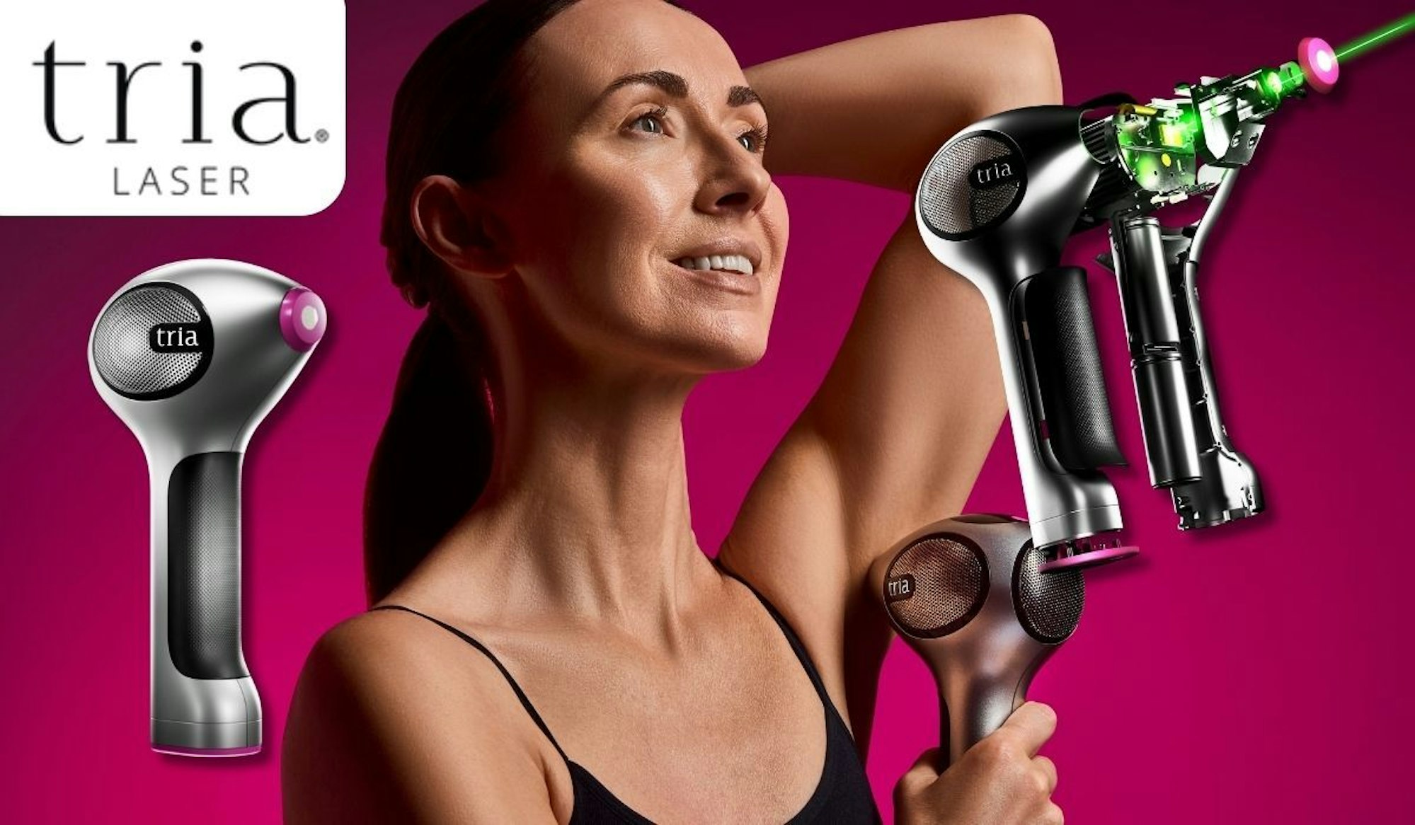 Eine junge Frau nutzt den Tria 4X Laser unter ihrer Achsel zur Haarentfernung.