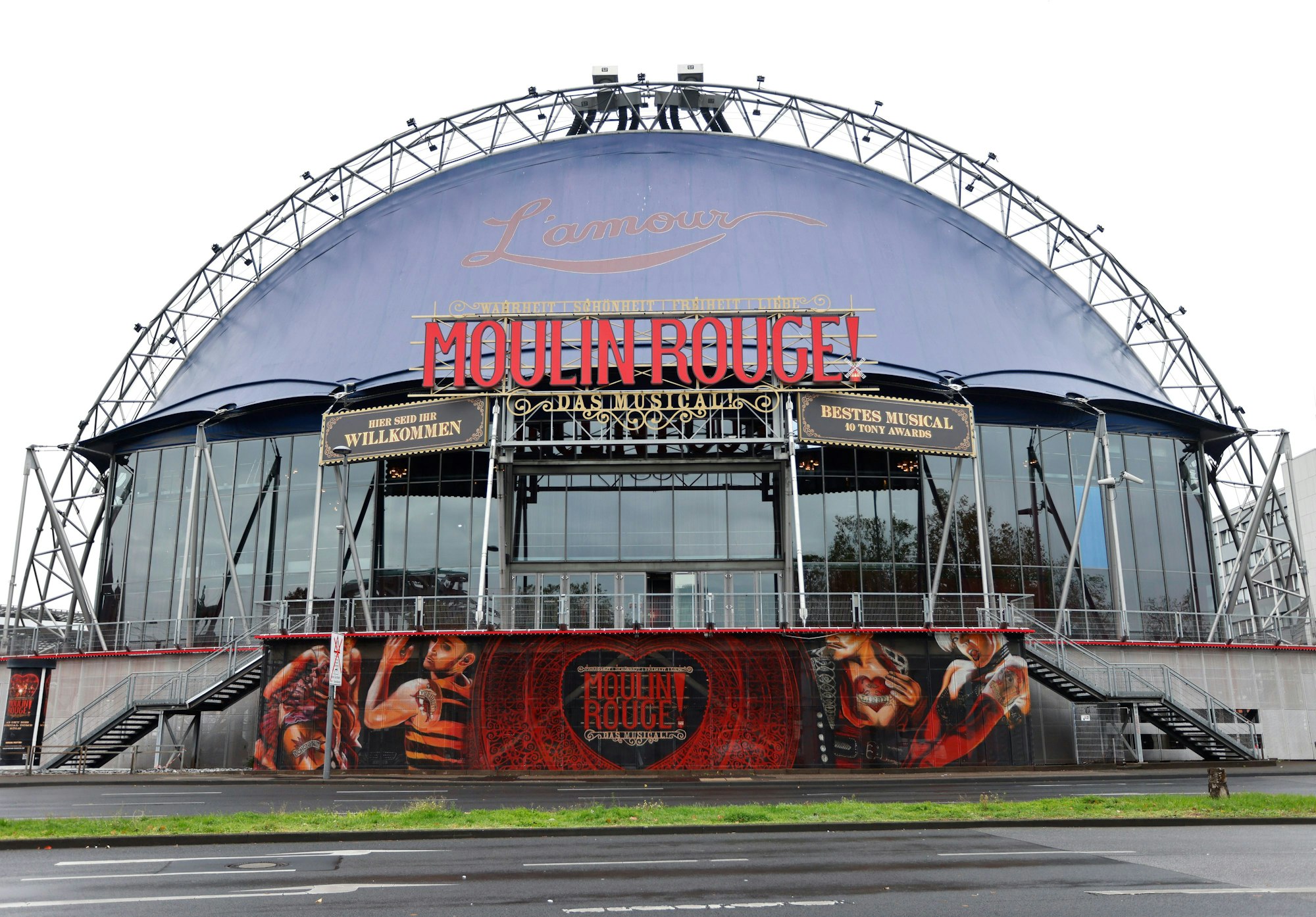 Der Kölner Musical Dome.