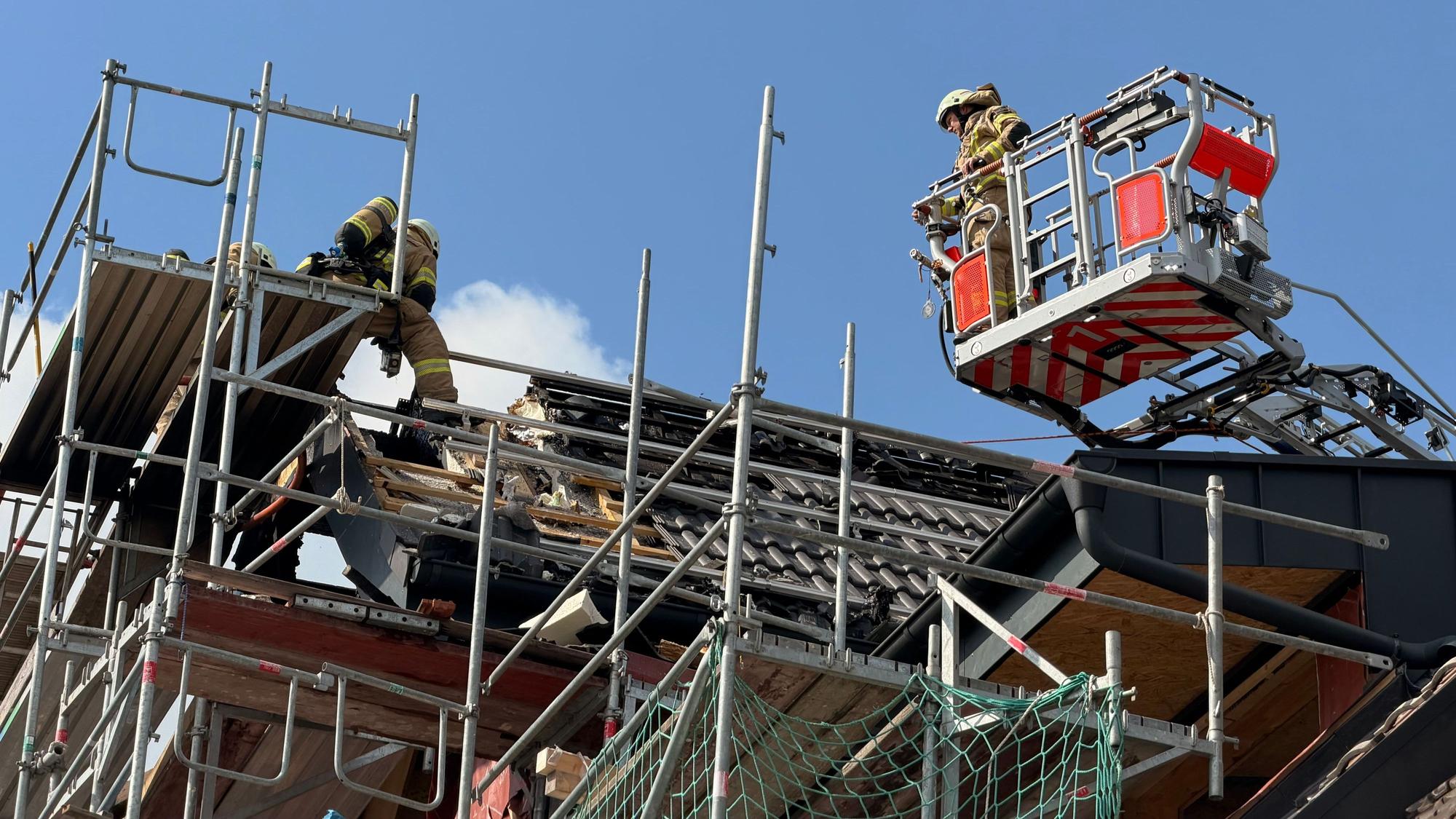 Dachstuhlbrand im Stadtteil Refrath