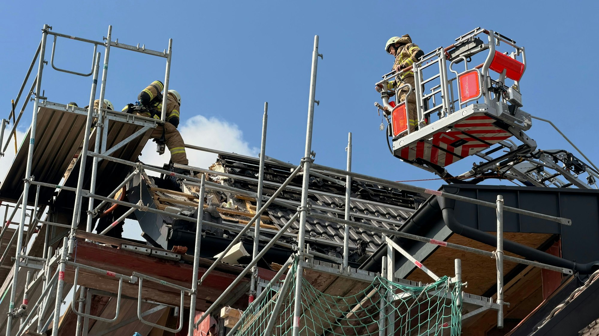 Dachstuhlbrand im Stadtteil Refrath