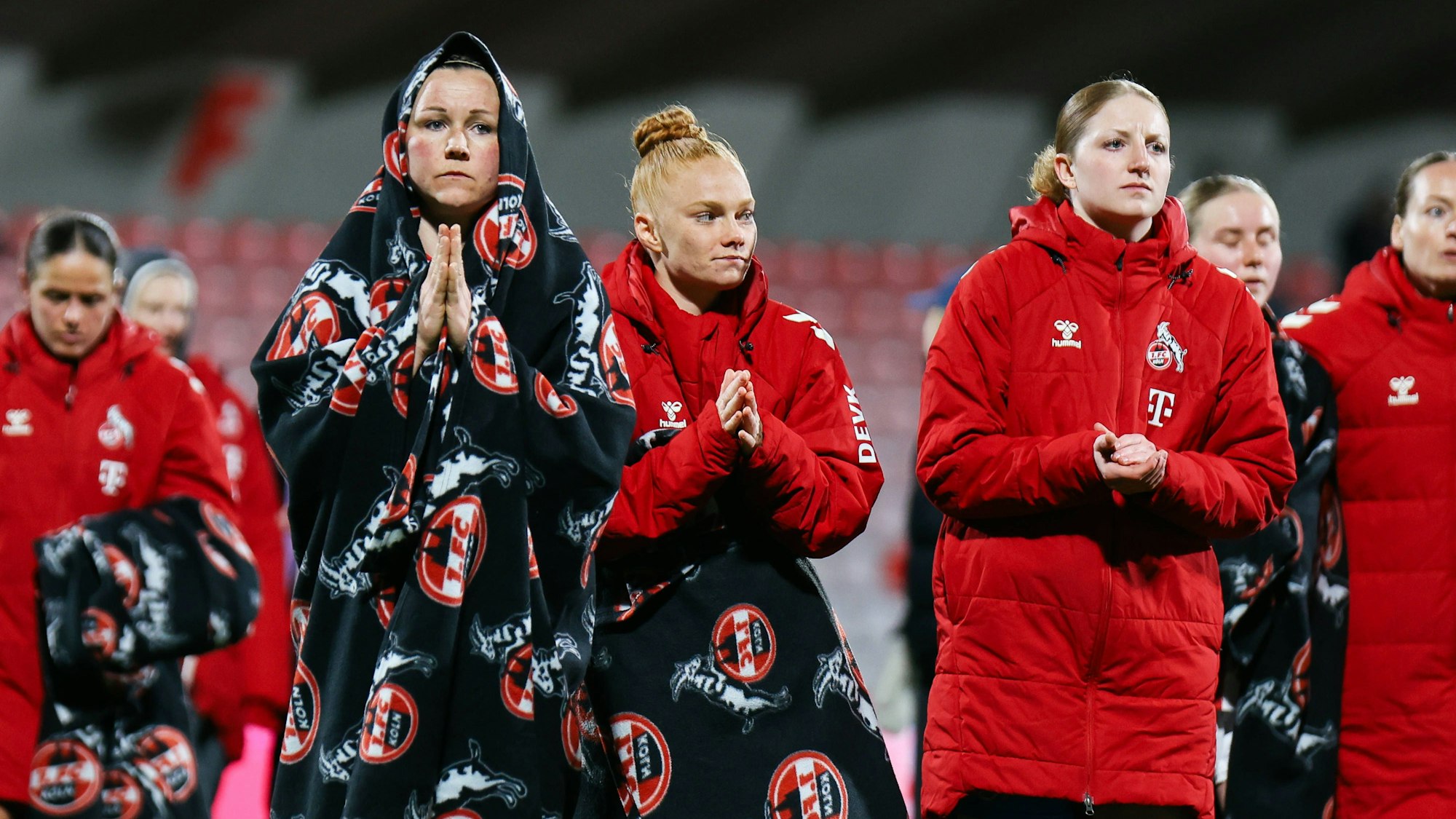 Google Pixel Frauen-Bundesliga: 1.FC Köln- Eintracht Frankfurt 28.03.2026 Marina Hegering 1. FC Köln, 33, Laura Vogt 1. FC Köln, 8 Irina Fuchs 1. FC Köln, 34 nach dem Spiel Google Pixel Frauen-Bundesliga: 1.FC Köln- Eintracht Frankfurt: Köln, Franz-Kremer-Stadion 28.03.2025 DFB REGULATIONS PROHIBIT ANY USE OF PHOTOGRAPHS AS IMAGE SEQUENCES AND/OR QUASI-VIDEO. *** Google Pixel Frauen Bundesliga 1 FC Köln Eintracht Frankfurt 28 03 2026 Marina Hegering 1 FC Köln, 33 , Laura Vogt 1 FC Köln, 8 Irina Fuchs 1 FC Köln, 34 after the match Google Pixel Frauen Bundesliga 1 FC Köln Eintracht Frankfurt Köln, Franz Kremer Stadion 28 03 2025 DFB REGULATIONS PROHIBIT ANY USE OF PHOTOGRAPHS AS IMAGE SEQUENCES AND OR QUASI VIDEO Copyright: xBEAUTIFULxSPORTS/Freisenx