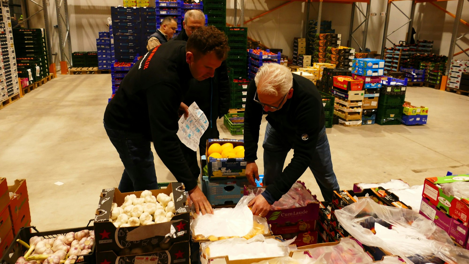 Im neuen ABA-Frischezentrum in Porz können Markthändler ihre Ware beziehen, wenn auch aus geringerer Auswahl.
