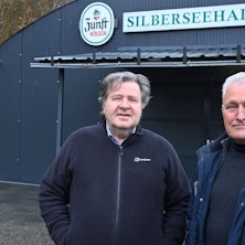 Michael Rüberg (l.) und Ulrich Thalheim sagen, dass durch das Handeln des Landesbetriebs „Traditionen bürokratisch zerstört und Vereine erheblich gefährdet“ werden.