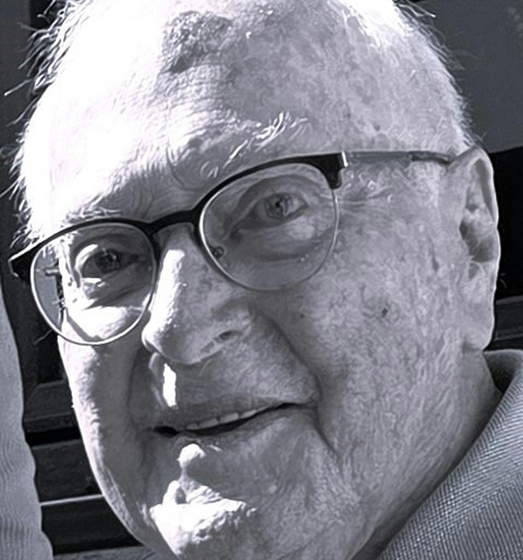 Die Gemeinde Morsbach trauert um ihren früheren Bürgermeister Heinz Schlechtingen. Der Lichtenberger starb im Alter von 99 Jahren nach kurzer Krankheit.