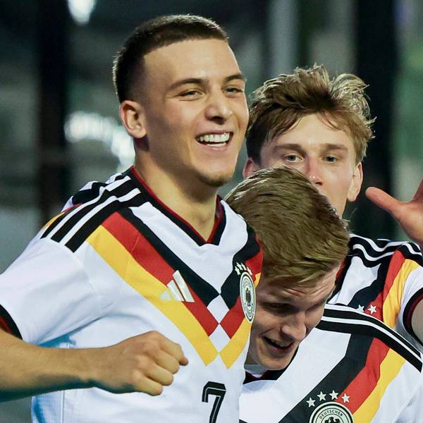 Anton Kade Germany bejubelt seinen Treffer zum 0:2 mit Said El Mala Germany und Aljoscha Kemlein Germany, UEFA U21, U 21 EURO 2027 Qualifier, Greece v Germany, Apostolos-Nikolaidis-Stadion am 31. March 2026 in Athens, Grichenland. Foto von Marco Steinbrenner/DeFodi Images Anton Kade Germany celebrates after scoring his teams second goal with Said El Mala Germany and Aljoscha Kemlein Germany, UEFA U21 EURO 2027 Qualifier, Greece v Germany, Apostolos-Nikolaidis-Stadium, March 31, 2026 in Athens, Greece. Photo by Marco Steinbrenner/DeFodi Images - *** Anton Kade Germany celebrates after scoring his teams second goal with Said El Mala Germany and Aljoscha Kemlein Germany , UEFA U21 EURO 2027 Qualifier, Greece v Germany, Apostolos Nikolaidis Stadium on March 31, 2026 in Athens, Greece Photo by Marco Steinbrenner DeFodi Images Anton Kade Germany celebrates after scoring his teams second goal with Said El Mala Germany and Aljoscha Kemlein Germany , UEFA U21 EURO 2027 Qualifier, Greece v Germany, Apostolos Nikolaidis Stadium, March 31, 2026 in Athens, Greece Photo by Marco Steinbrenner DeFodi Images