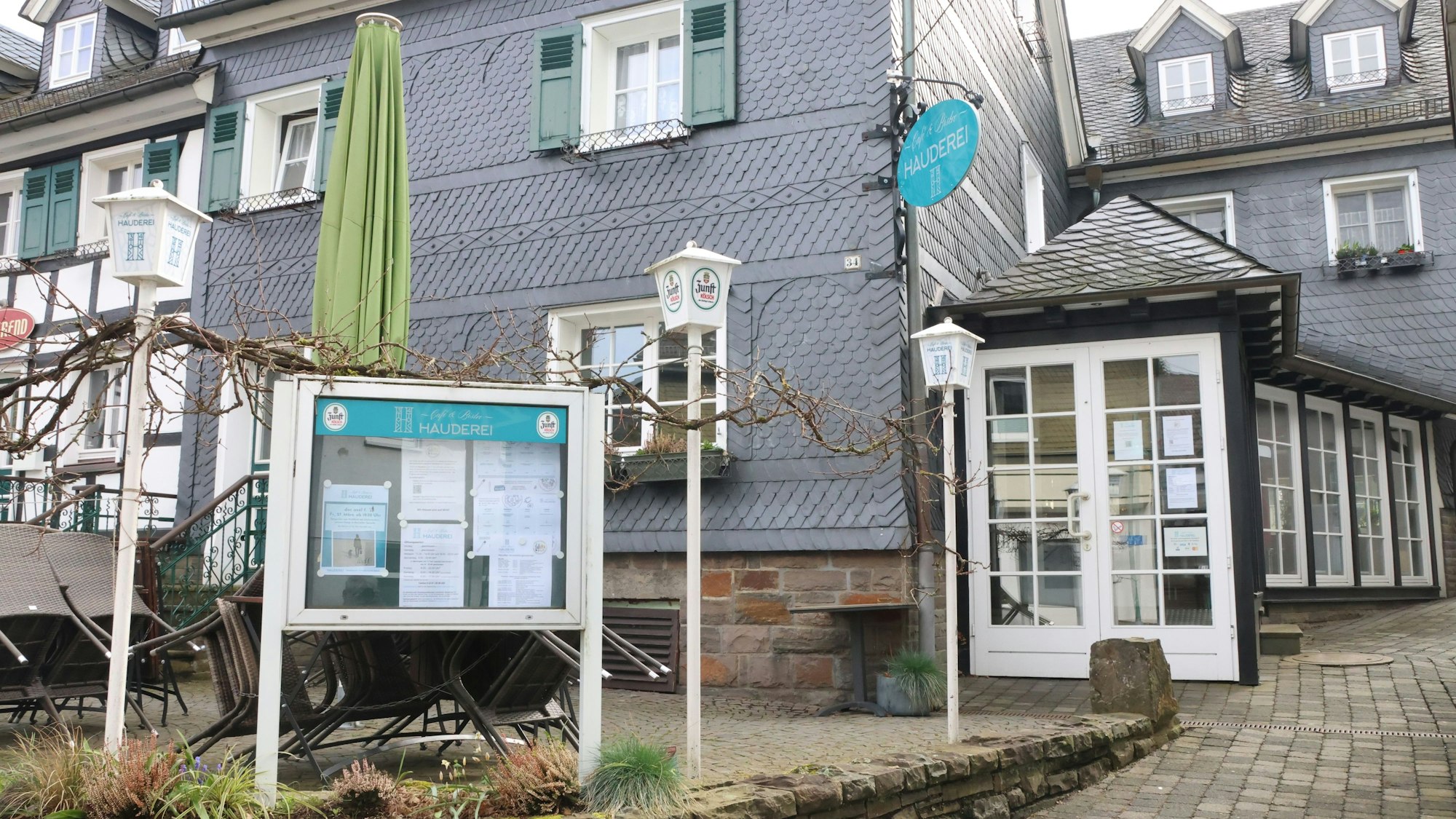 Die Trägergenossenschaft des Cafés und Bistros Hauderei in Waldbröl hat Insolvenz angemeldet. Der Betrieb soll dort aber weiterlaufen wie gewohnt.