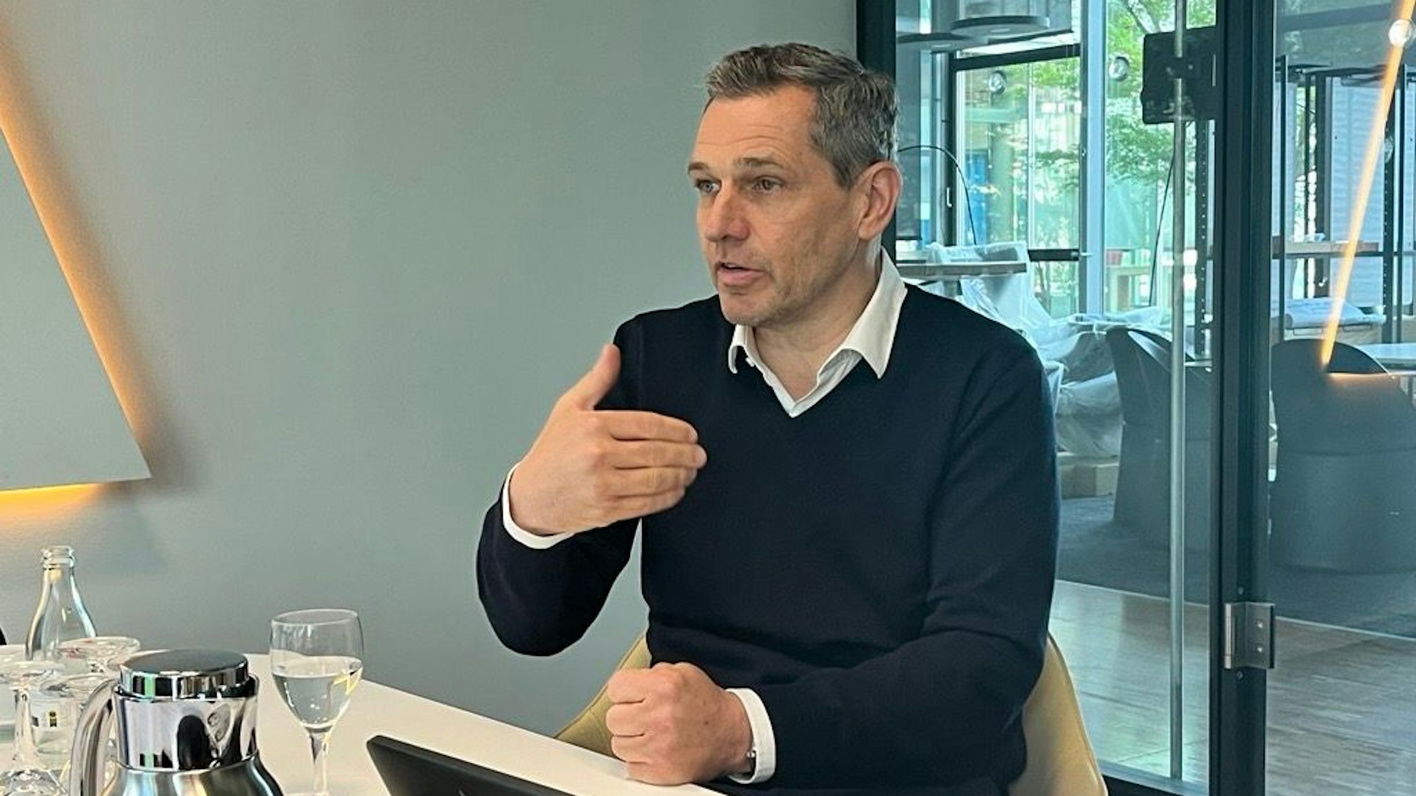 Michael Mronz im Gespräch.