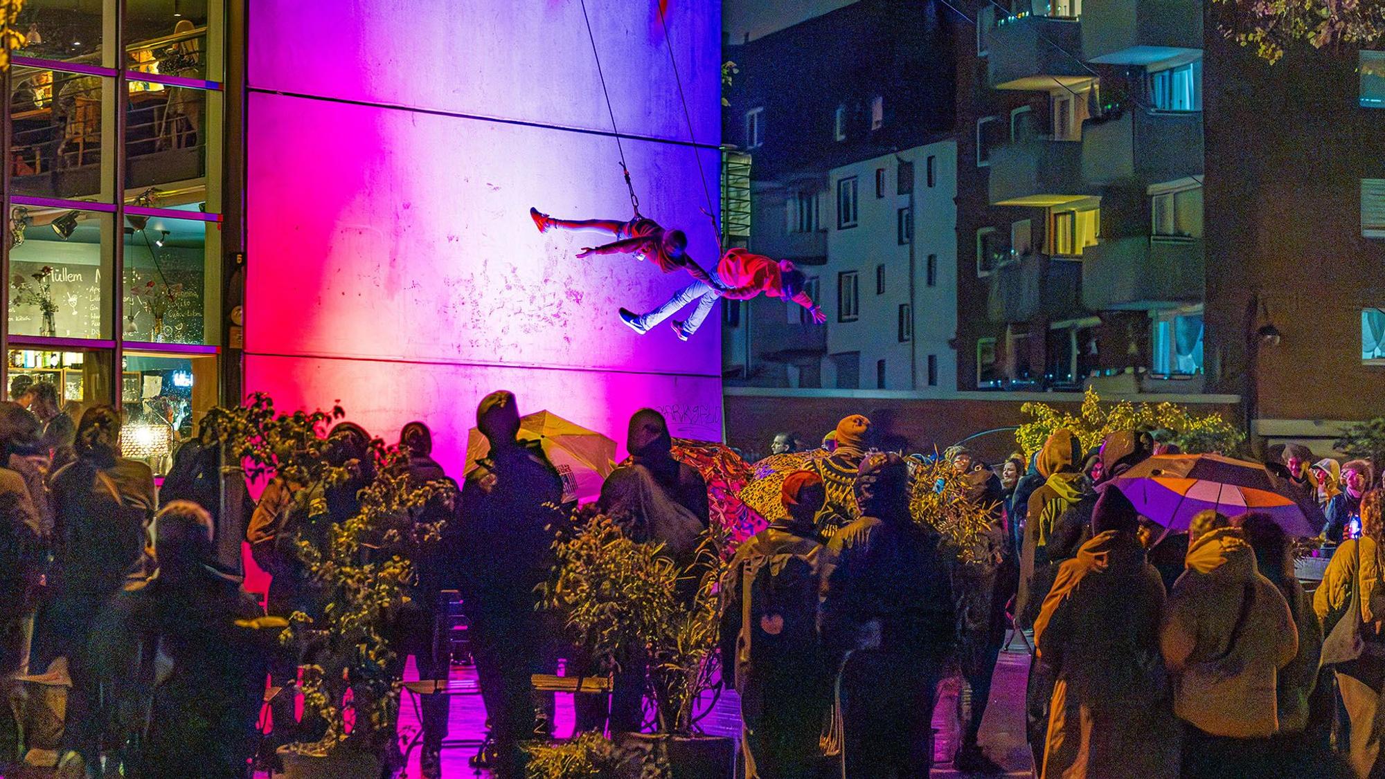 Eine Szene der 14. Mülheimer Nacht 2025, fotografiert von Murad Ghanaimy.