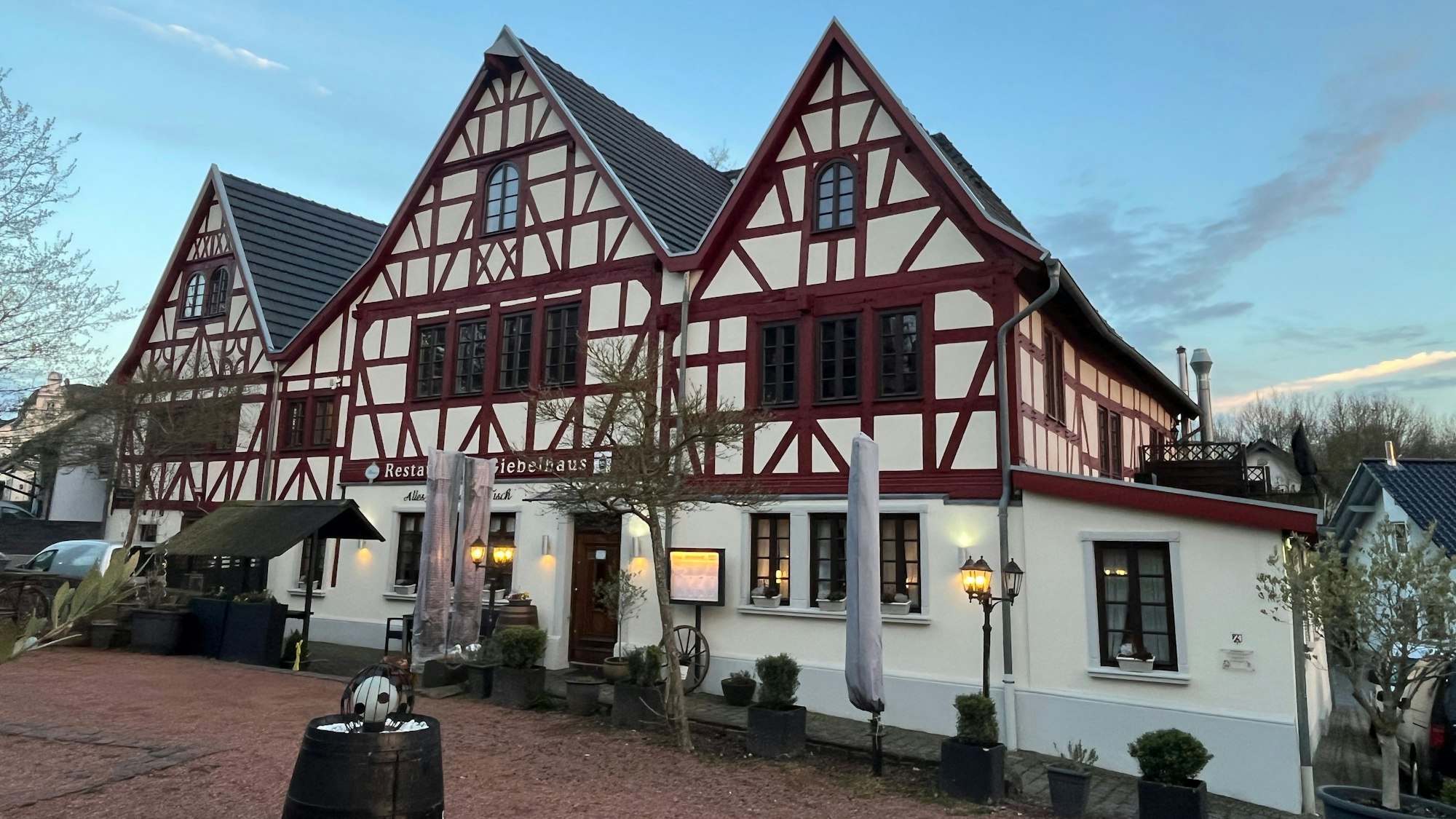 Die frühere Poststation an Linie Köln-Frankfurt ist eines der ältesten erhaltenen Gebäude in Hennef-Warth.