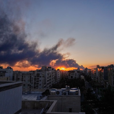 Teheran: Rauchwolke nach einem amerikanisch-israelischen Militärschlag (Archivbild vom 3. März)