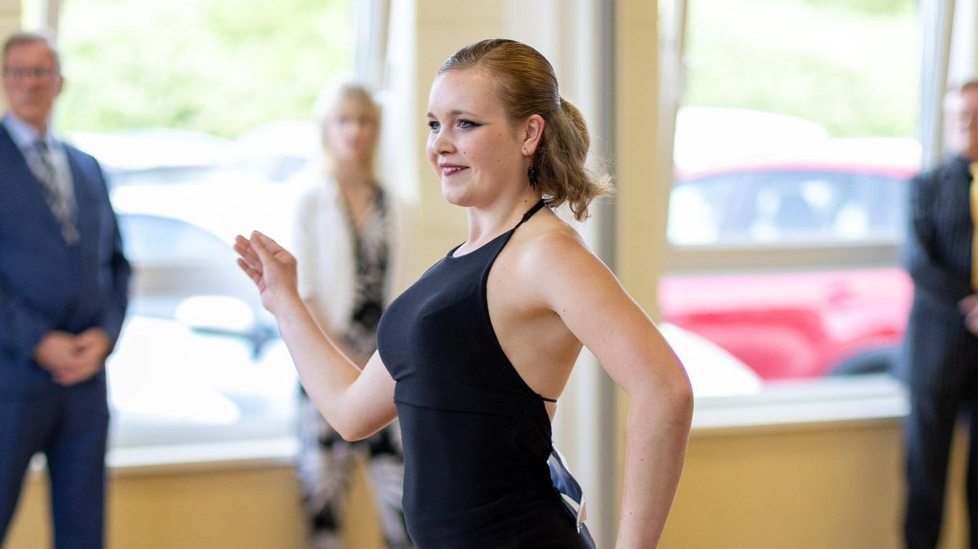 Mia Kaiser ist Solo-Tänzerin und trainiert beim Tanzsportkreis Sankt Augustin.