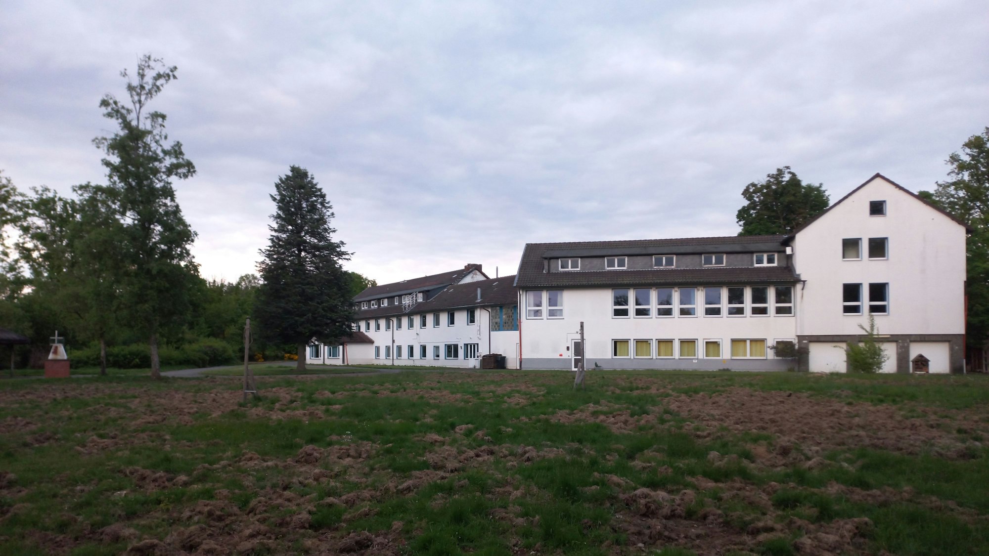 Zu sehen ist das Gelände des ehemaligen Schullandheims in Bergneustadt.