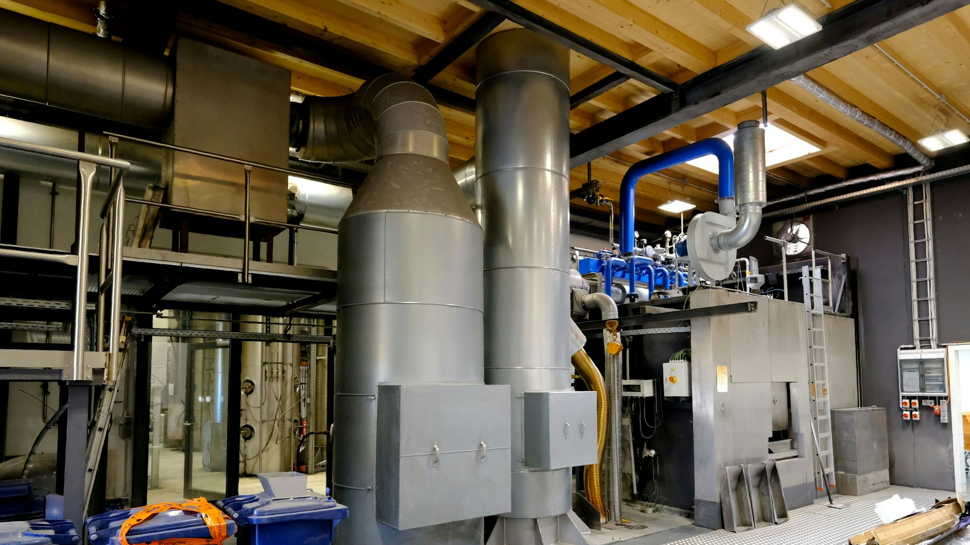 Krematorium Mechernich: Einer der bislang drei Öfen - ein vierter soll noch in diesem Jahr dazukommen.