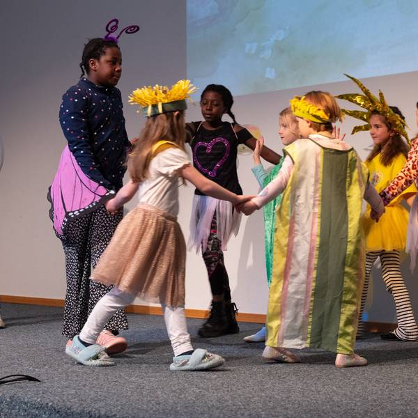 Mit viel Fleiß und Energie brachten Kinder und Jugendliche in Waldbröl die Passionsgeschichte als Musical auf die Bühne.