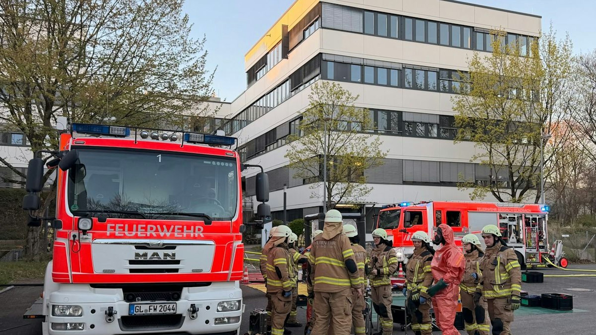 Feuerwehreinsatz im Technologiepark Bergisch Gladbach.