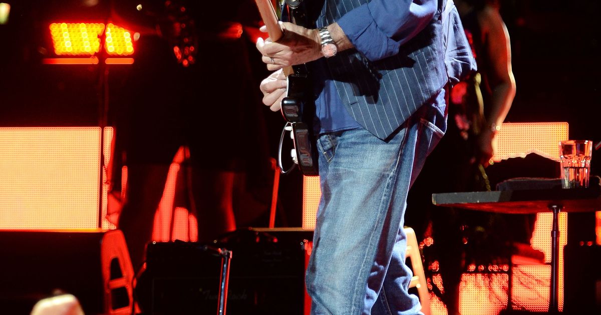 Music icon Eric Clapton in Cologne: Win 2 tickets now for Eric ...