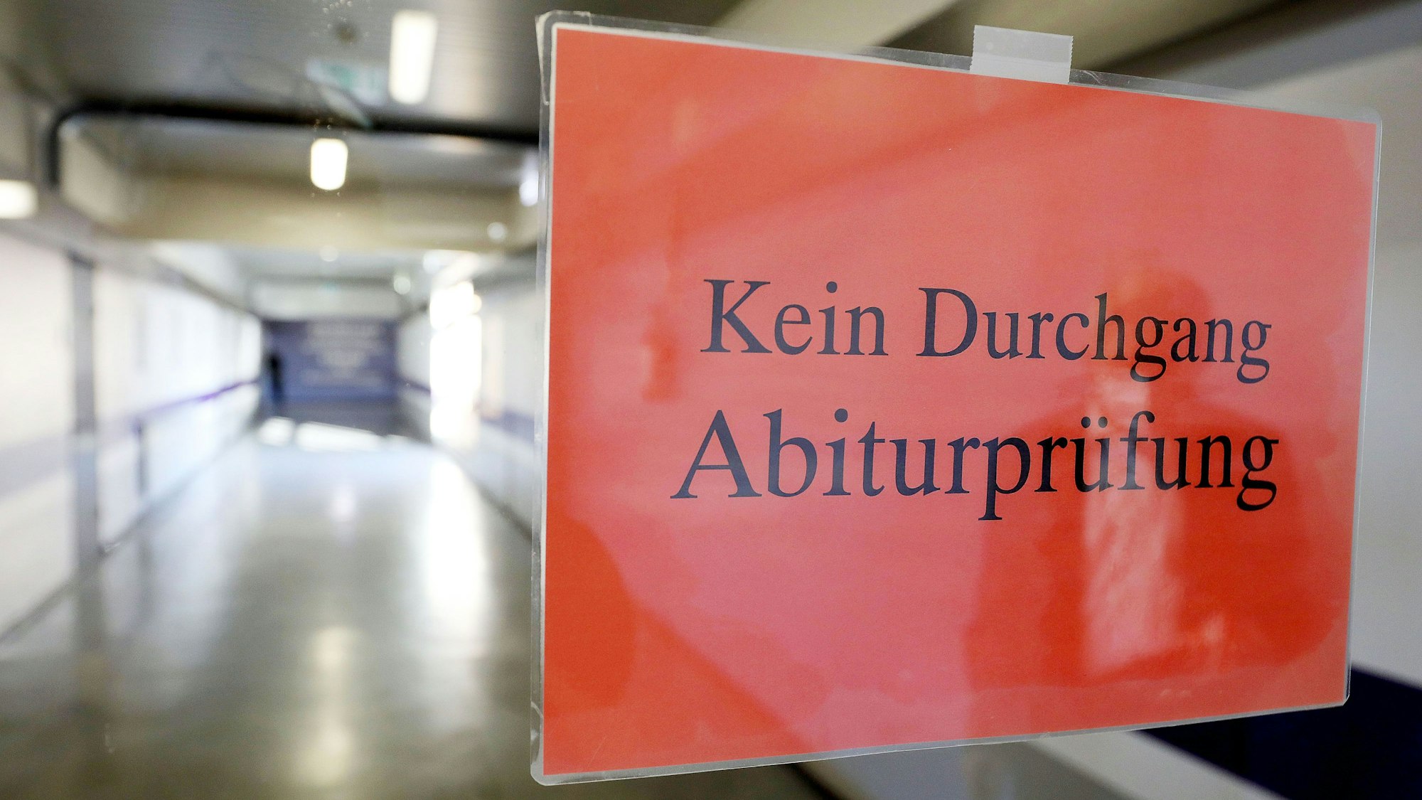 In NRW machen in diesem Jahr vergleichsweise wenig junge Menschen Abitur.