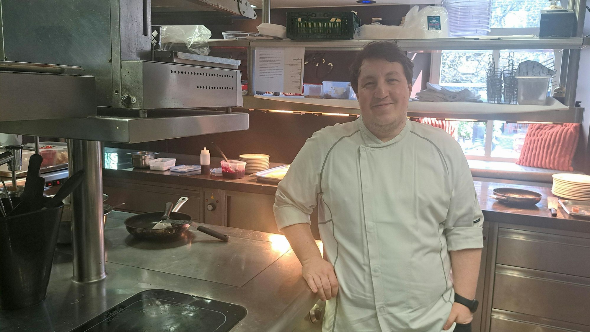Daniel Heidkamp, Junior Souschef im Restaurant „Leu“ des Niederkasseler Hotels Clostermannshof, kocht am 26. April in München im Halbfinale um den Titel "Koch des Jahres".