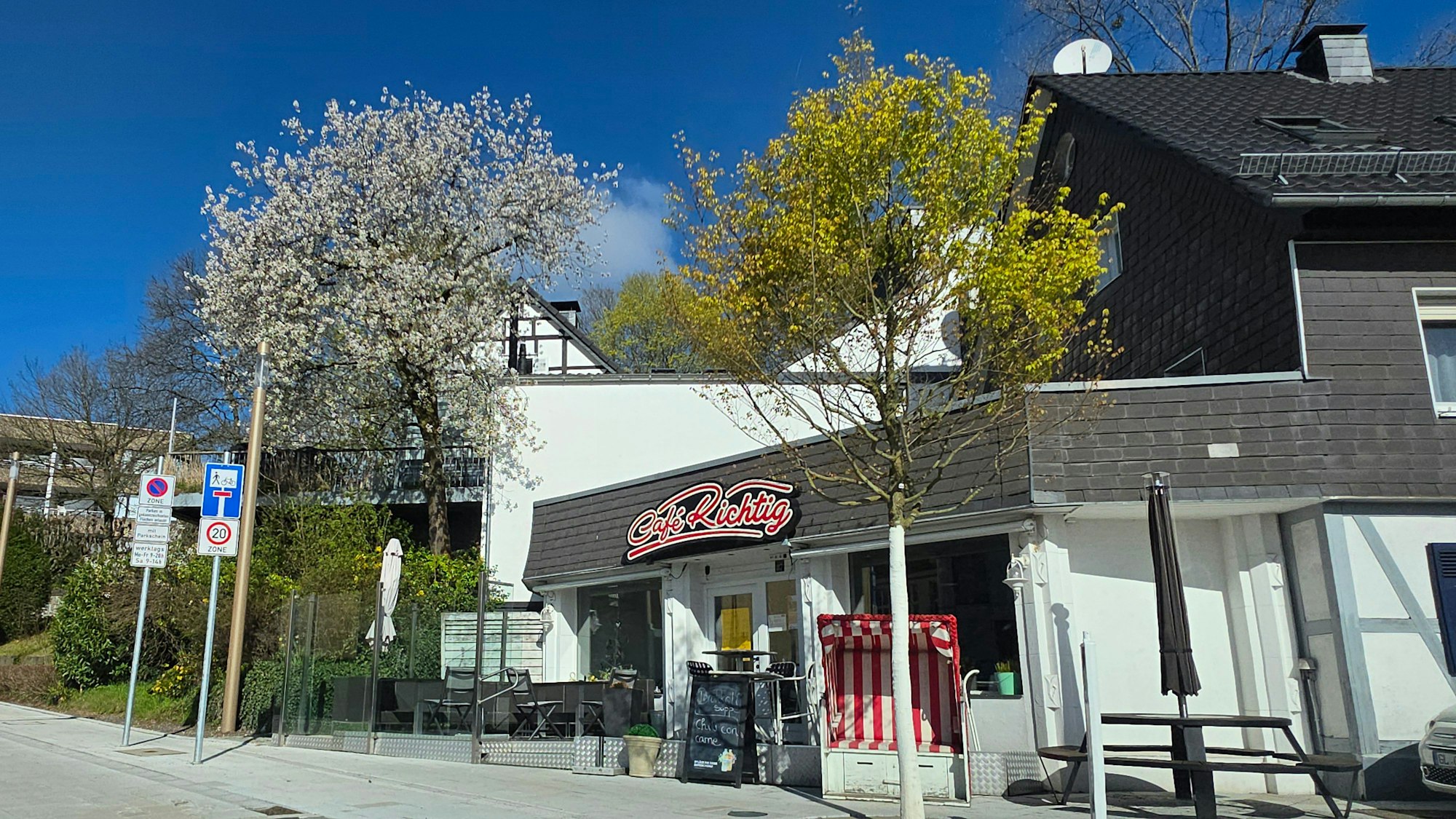 Frühlingsblüte in Bensberg.