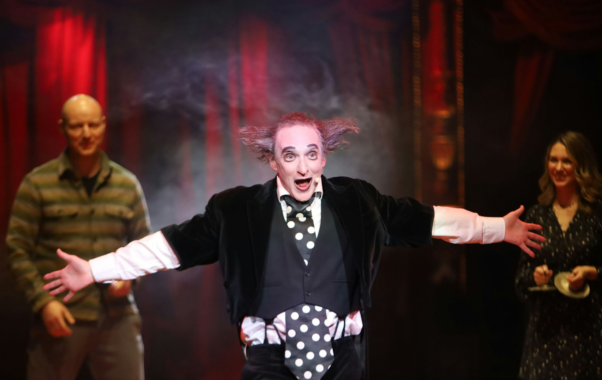 10.04.2026, Köln: Premiere beim Gastspiel 2026 des Zirkus Roncalli („Circus-Theater“) auf dem Neumarkt. Foto: Arton Krasniqi