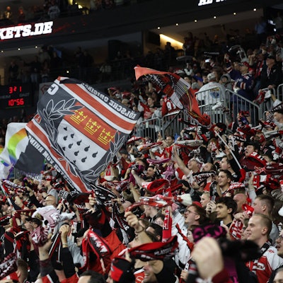 Blick auf die Fans der Kölner Haie.