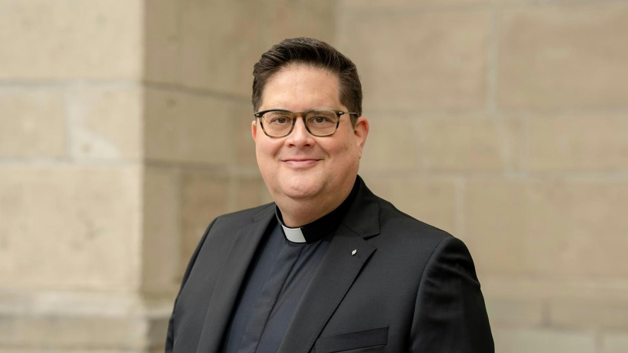 Kardinal Woelki beruft Pfarrer Tobias Hopmann zum neuen Generalvikar.