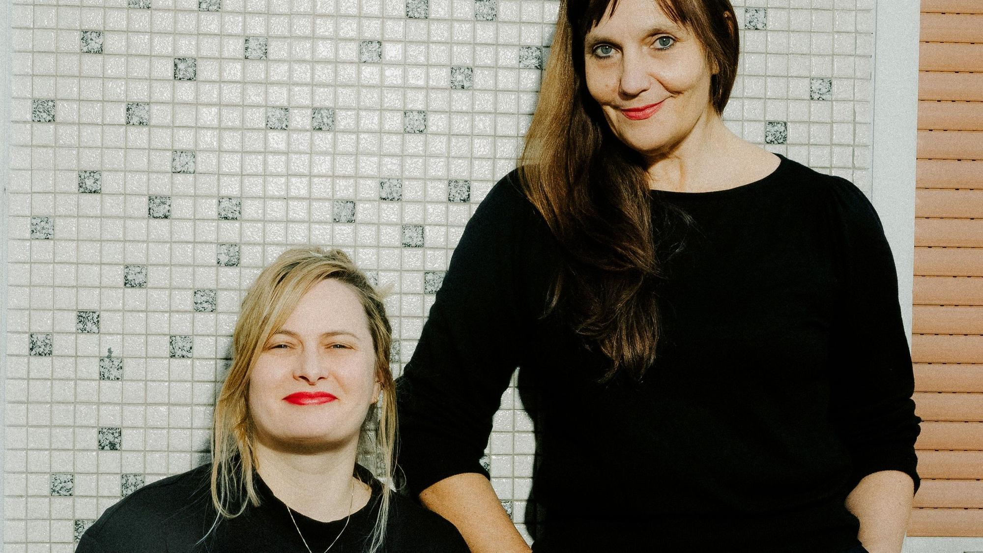 Theaterregisseurin Sandra Reitmayer und Komponistin Christina C. Messner