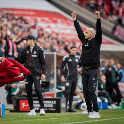 René Wagner reckt die Fäuste in die Höhe, Said El Mala rennt auf seinen Trainer zu: Der 1. FC Köln wirkt nach dem Sieg über Werder Bremen wieder geschlossener.