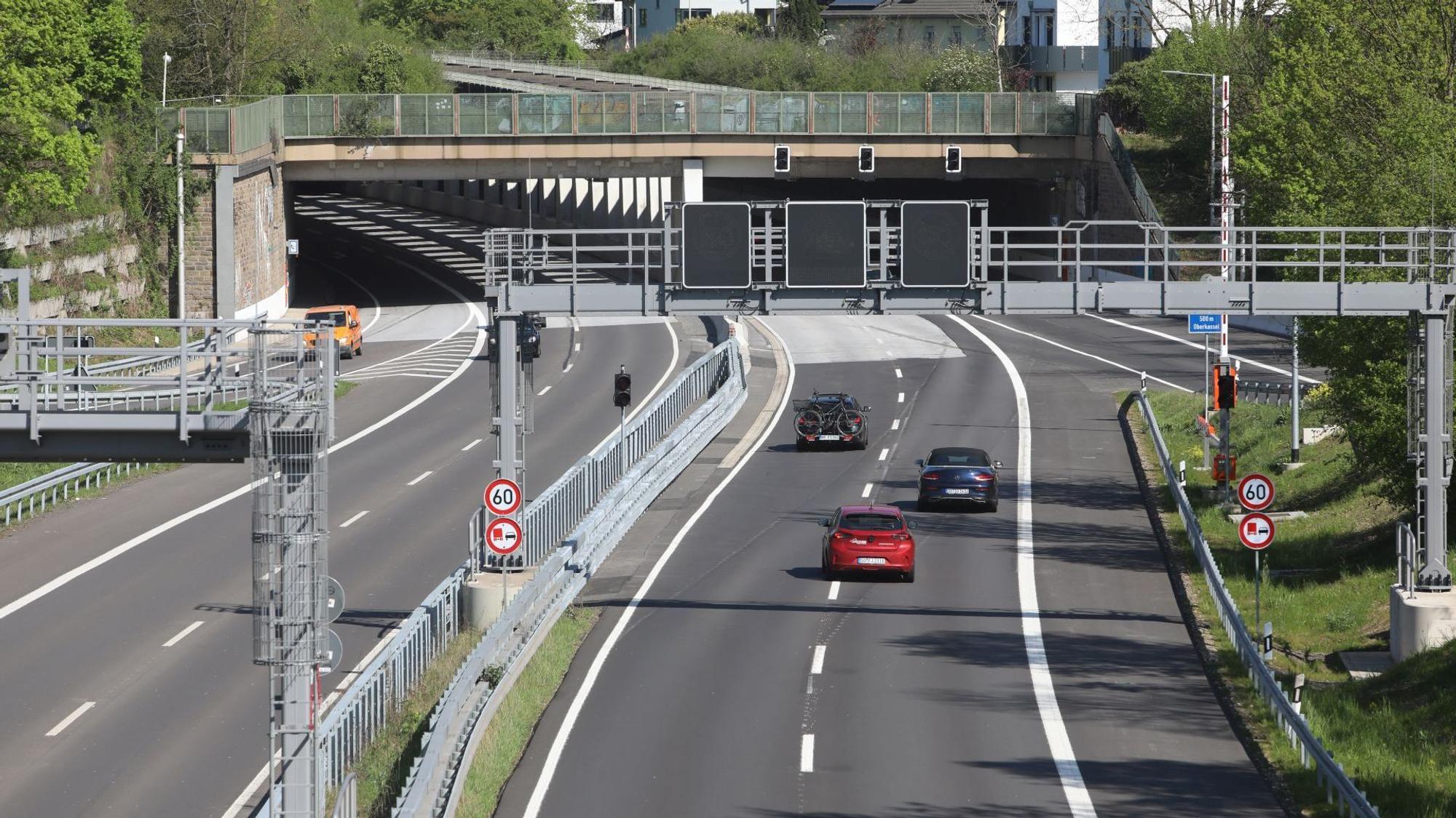 Blick auf die Straße.