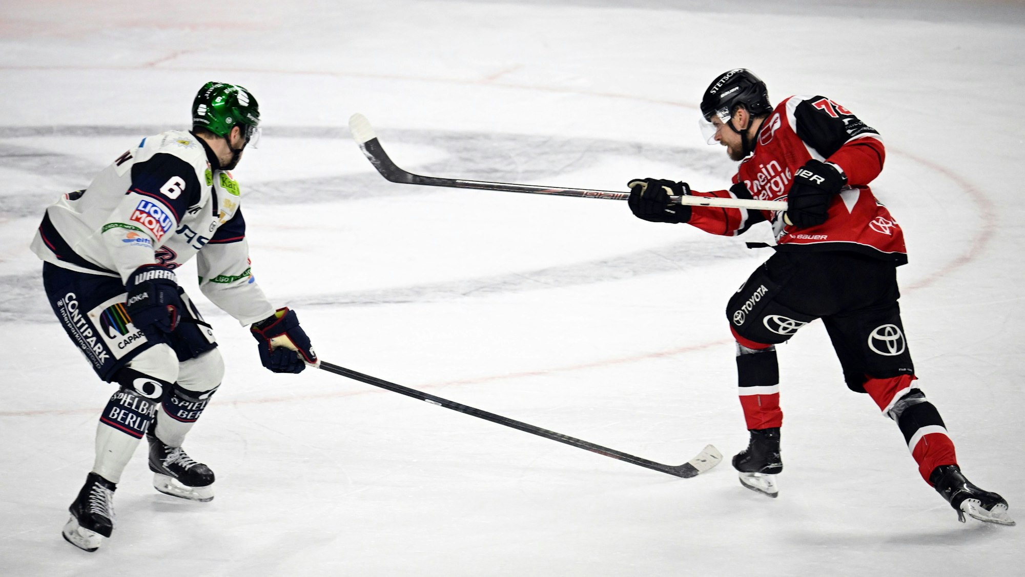 Dominik Bokk setzt zum Schuss an.