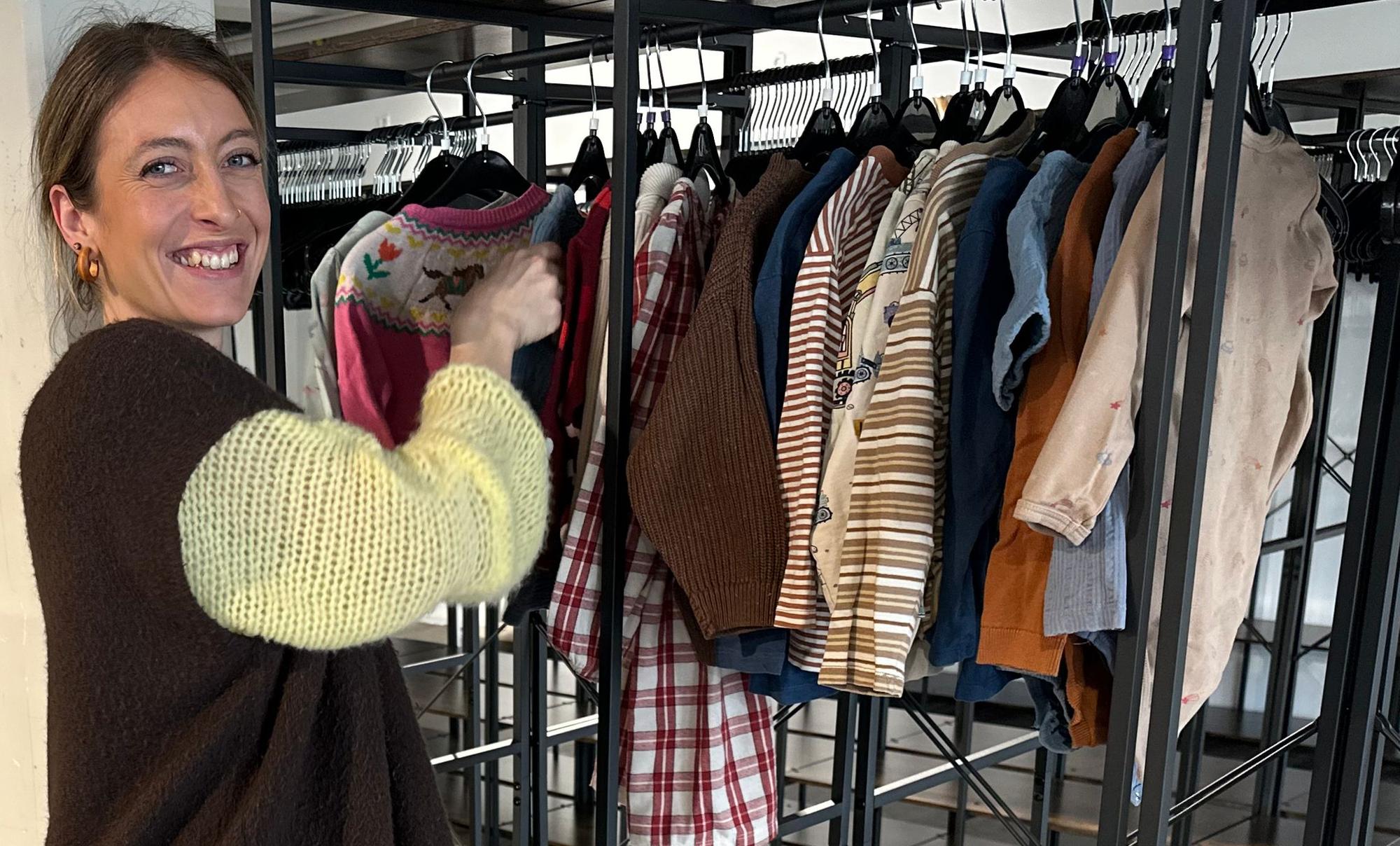 Sophia Di Bello hat sich ein Verkaufsregal in der Wichtelwiese gemietet.