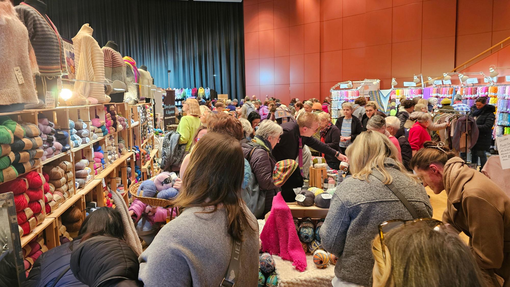 Die Handarbeitsmesse "Wolle und Faden" kommt wieder nach Lohmar.