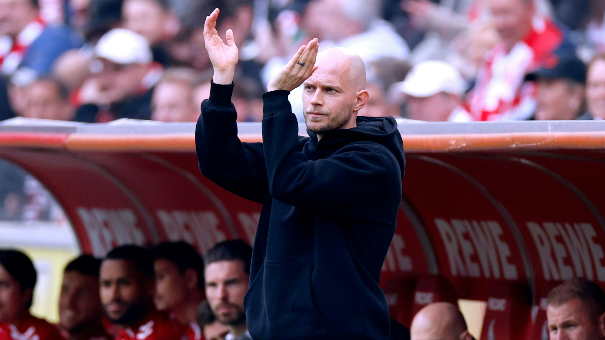 René Wagner steht vor seinem dritten Spiel als Kölner Cheftrainer. Zuletzt setzte er vor allem auf das Kollektiv und eine transparente Kommunikation.