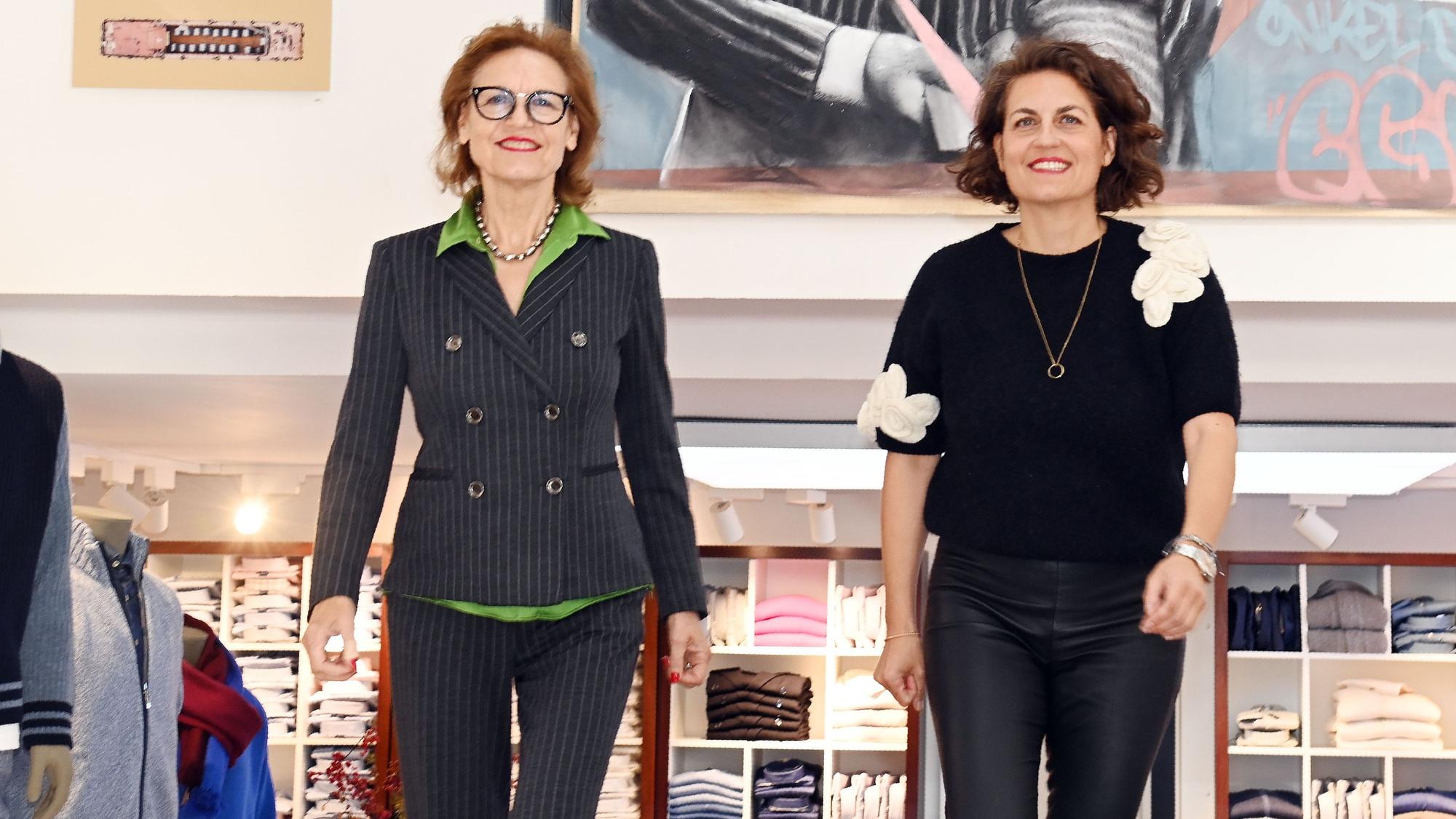 Beim Herrenausstatter Ebinghaus laden Gisela und Alexandra Ebinghaus (r.) zum Grillen auf die Dachterrasse.