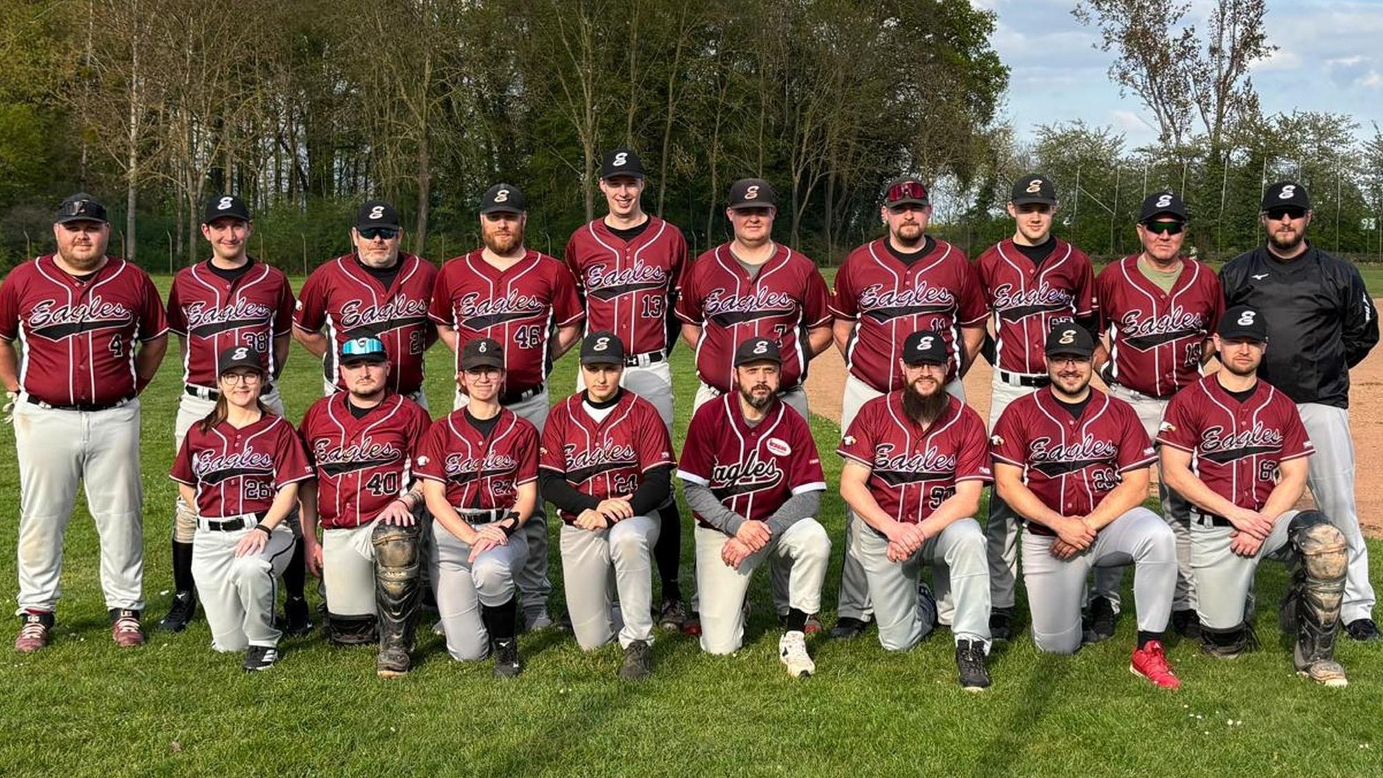 Das Bild zeigt die Mannschaft der Zülpich Eagles.