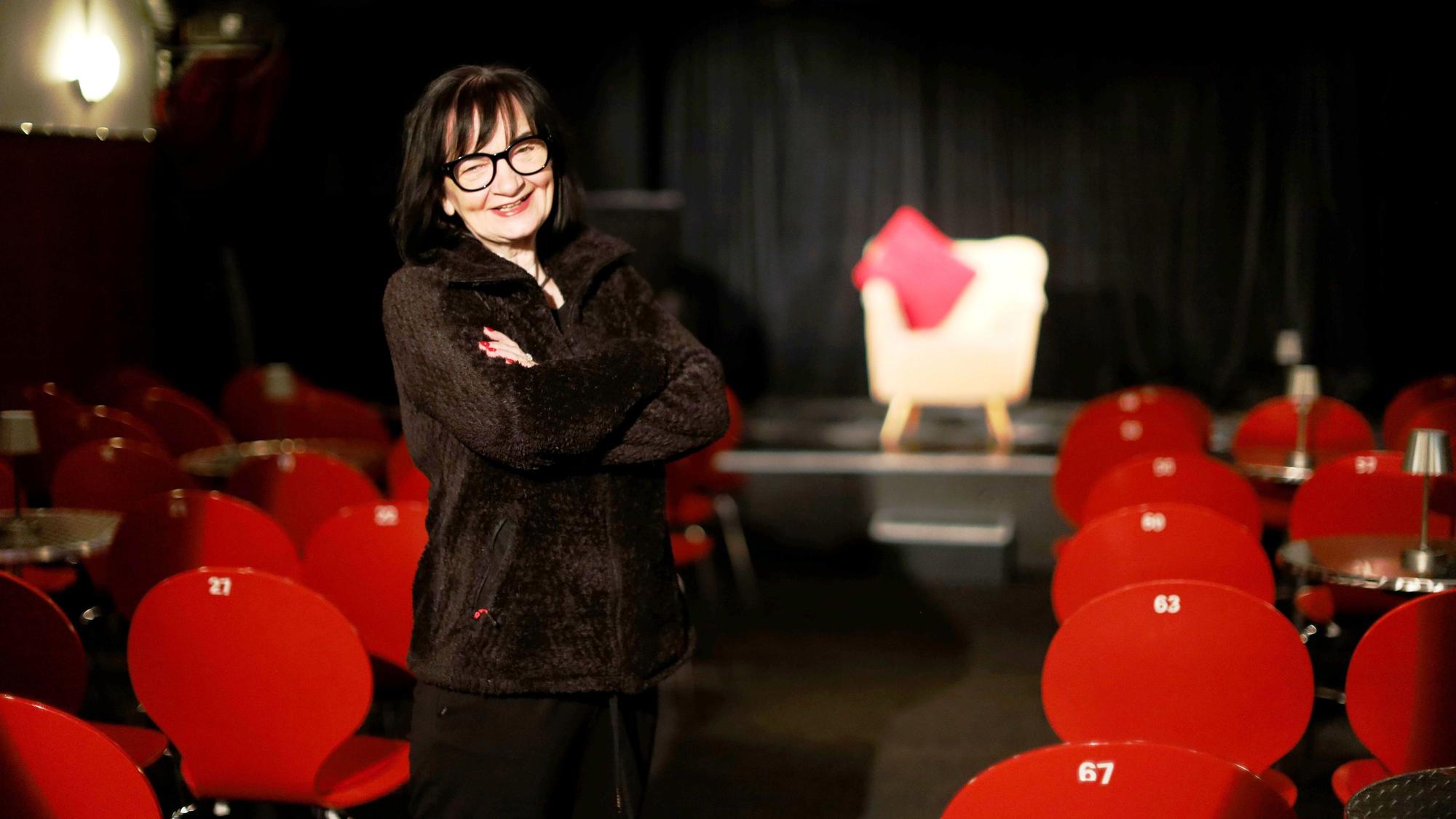 Theaterleiterin Marina Barth im kleinen Saal ihres Klüngelpütz.
