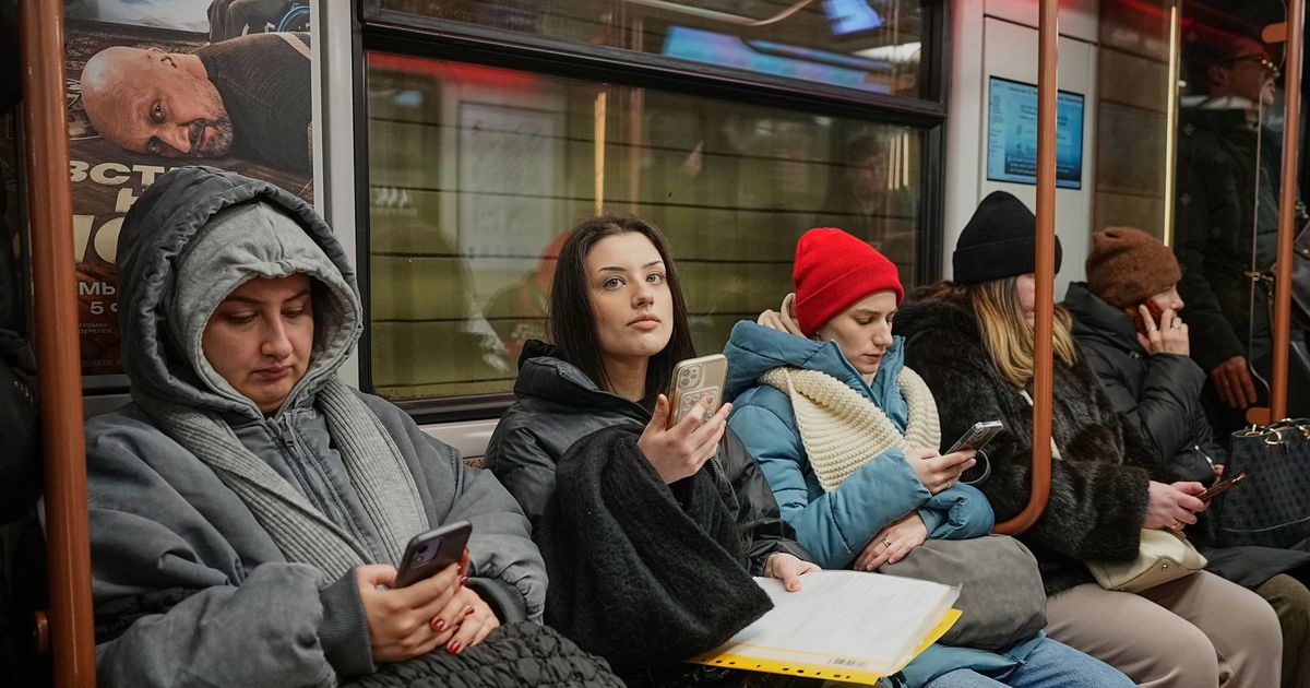 Putin's power is crumbling: Even pro-government circles are ...