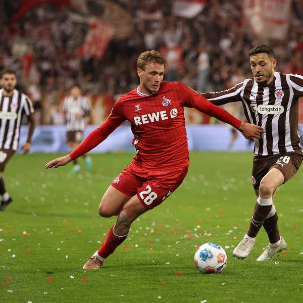 Fußball I Herren I Saison 2025/2026 I Bundesliga I 29. Spieltag I FC St. Pauli - 1. FC Köln I 17.04.2026 Sebastian Sebulonsen 28, 1. FC Köln & Mathias Pereira Lage 28, FC St. Pauli Hamburg Millerntor-Stadion Hamburg Deutschland *** Soccer I Men I Season 2025 2026 I Bundesliga I 29 Matchday I FC St Pauli 1 FC Köln I 17 04 2026 Sebastian Sebulonsen 28, 1 FC Köln Mathias Pereira Lage 28, FC St Pauli Hamburg Millerntor Stadion Hamburg Germany Copyright: xLobeca/VivianxPfaffx