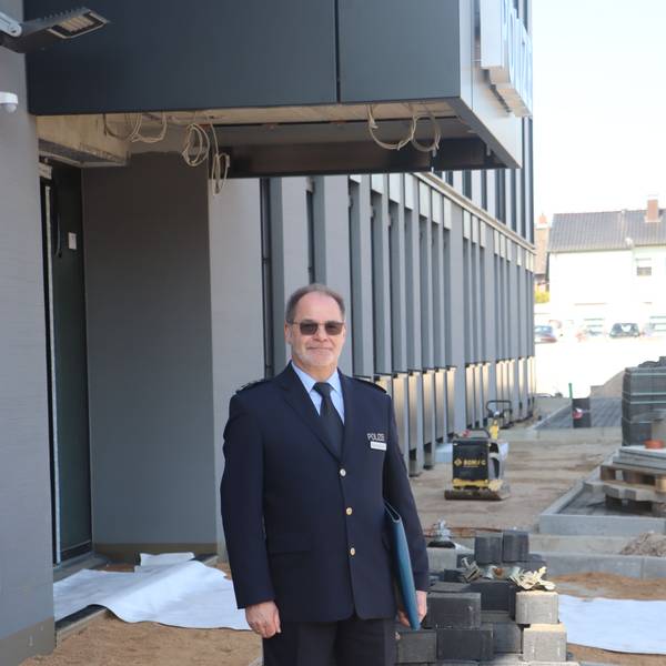 Erster Polizeihauptkommissar Paul Eisenbarth ist Geschäftsführer für die Neubauprojekte der Polizei im Rhein-Erft-Kreis.