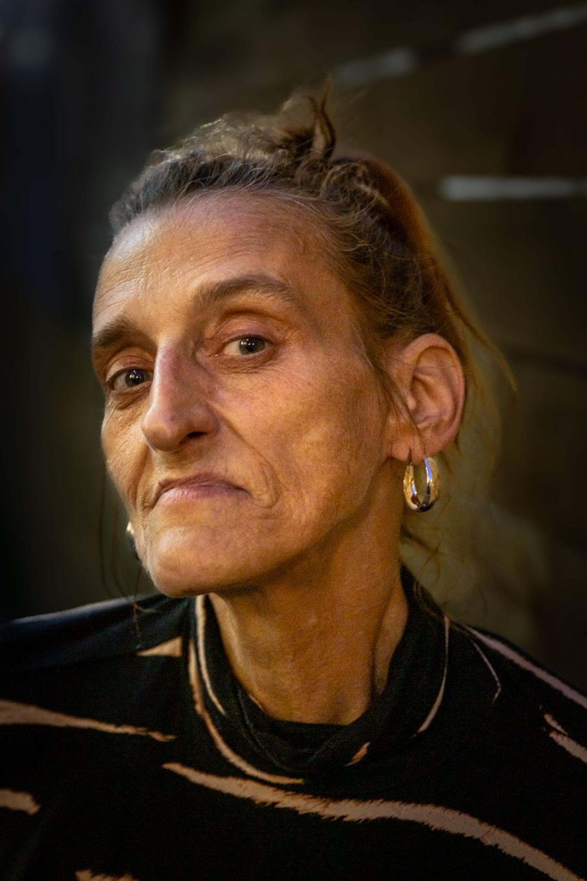 Das Foto zeigt eine Frau im Porträt.