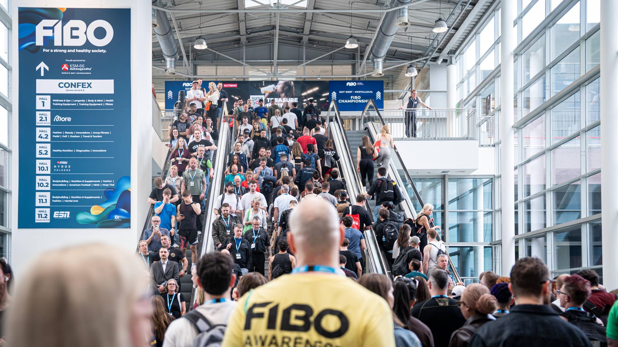 Mehr als 175.000 Menschen besuchten die Fibo in diesem Jahr – vor allem am Wochenende füllten sich die Hallen auf dem Kölner Messegelände.