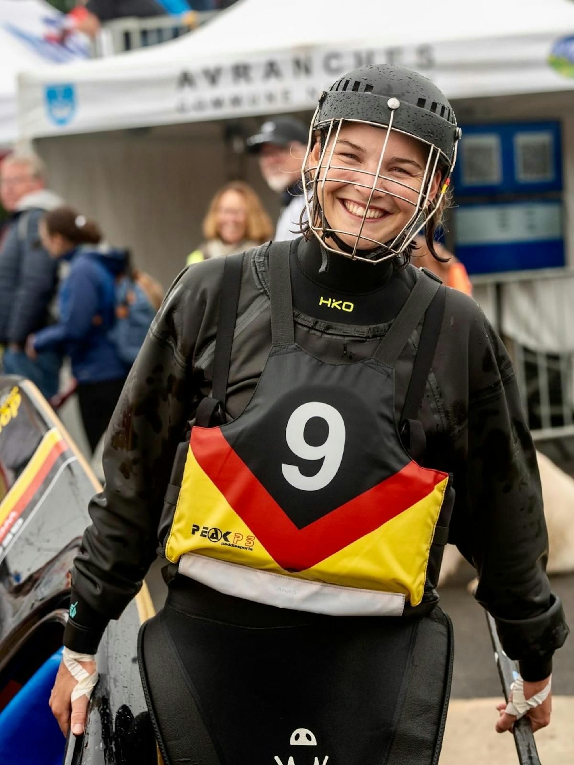 Das Bild zeigt Nina Hachenburg.