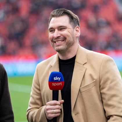 Sky Experte Patrick Helmes vor dem Spiel Bayer Leverkusen - FC Bayern München, Fussball, 1.Bundesliga, GER, Leverkusen, BayArena, 14.03.2026 DFL regulations prohibit any use of photographs as image sequences and/or quasi-video. *** Sky Sport expert Patrick Helmes before the match Bayer Leverkusen FC Bayern Munich, Football, 1 Bundesliga, GER, Leverkusen, BayArena, 14 03 2026 DFL regulations prohibit any use of photographs as image sequences and or quasi video Copyright: HMBxMedia/xMarcoxBader