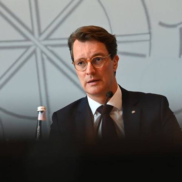 NRW-Ministerpräsident Hendrik Wüst (CDU) verliert an Popularität.