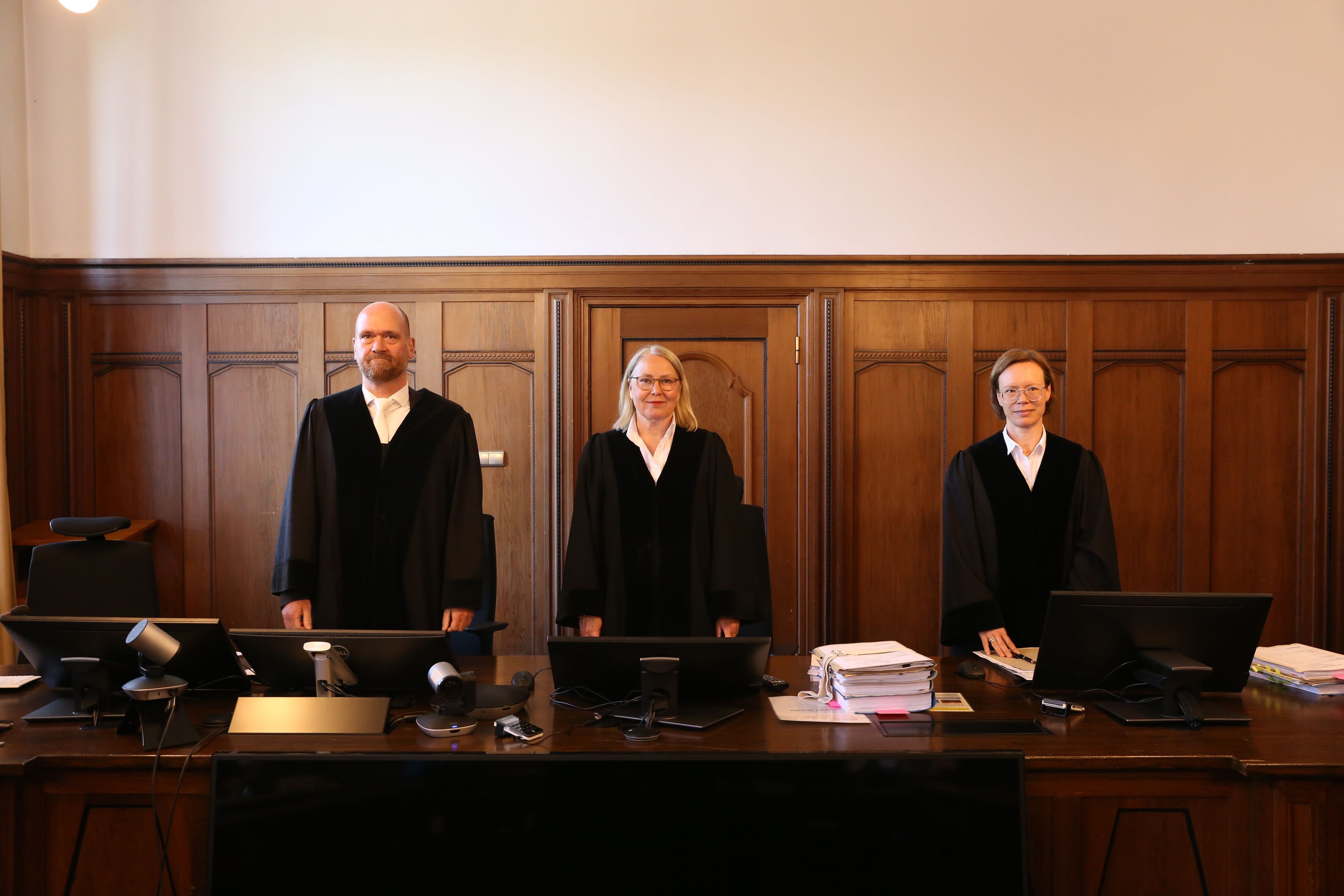 22.04.2026, Düsseldorf: Das Oberlandesgericht Düsseldorf entscheidet über die Vergabe der Deutzer Kirmes, Foto: Ingo Lammert